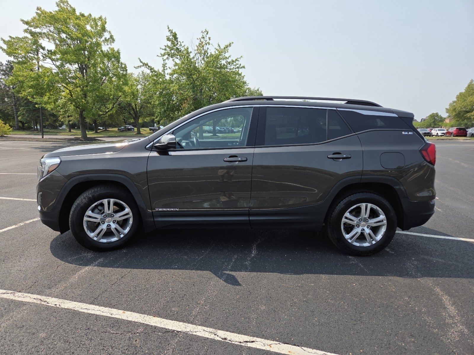 Used 2020 GMC Terrain SLE w/ Driver Convenience Package FWD image 14