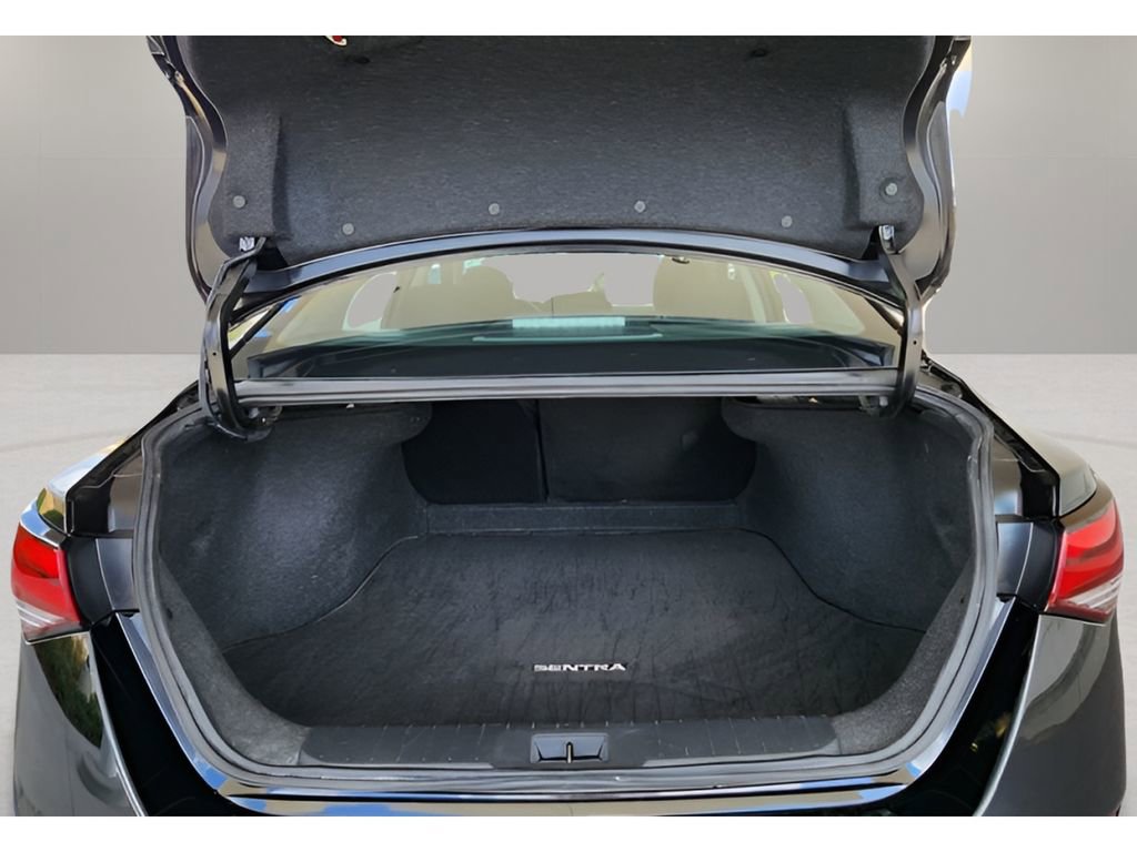 Used 2025 Nissan Sentra SR image 18