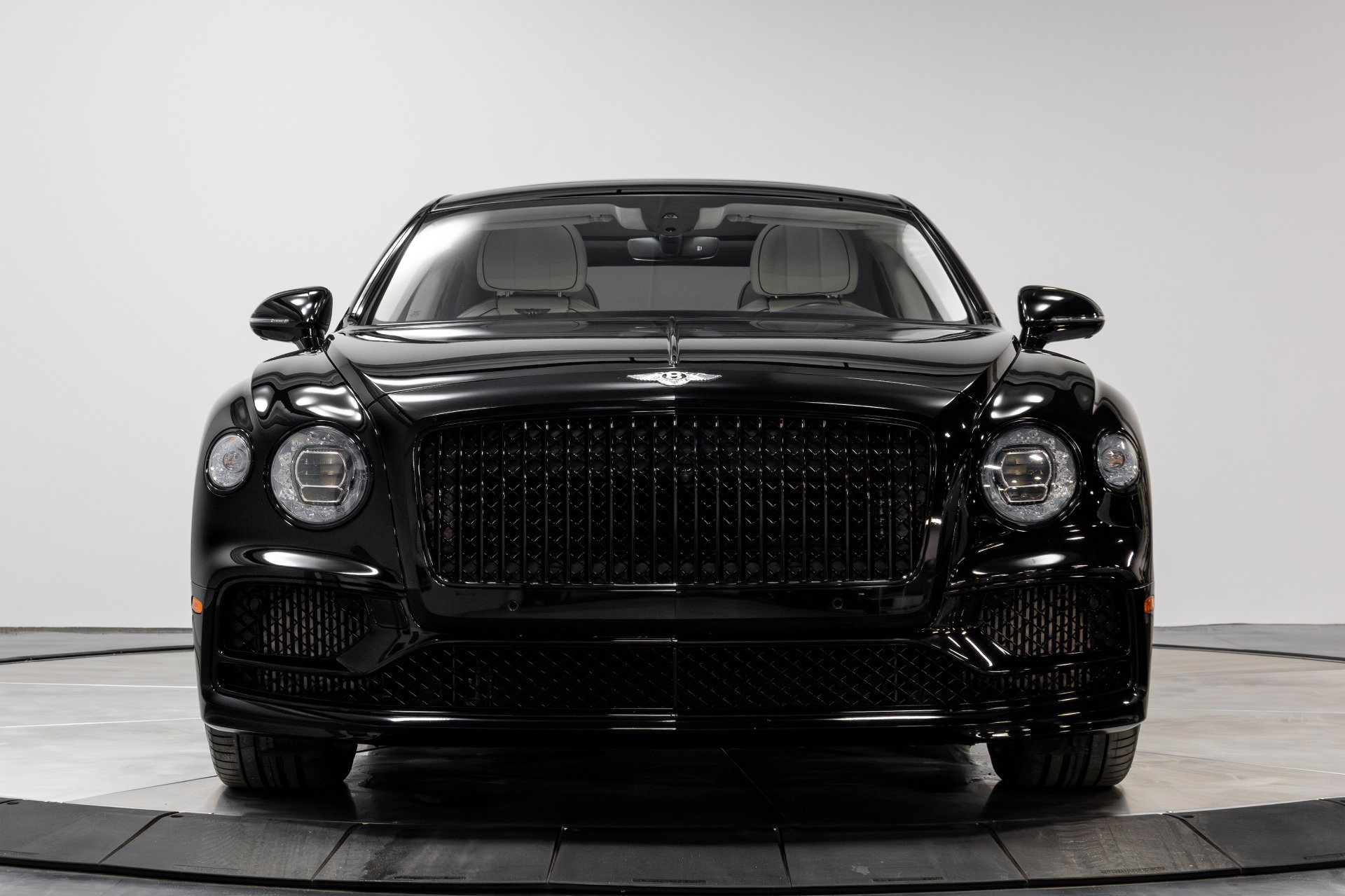 Used 2021 Bentley Flying Spur W12 image 45