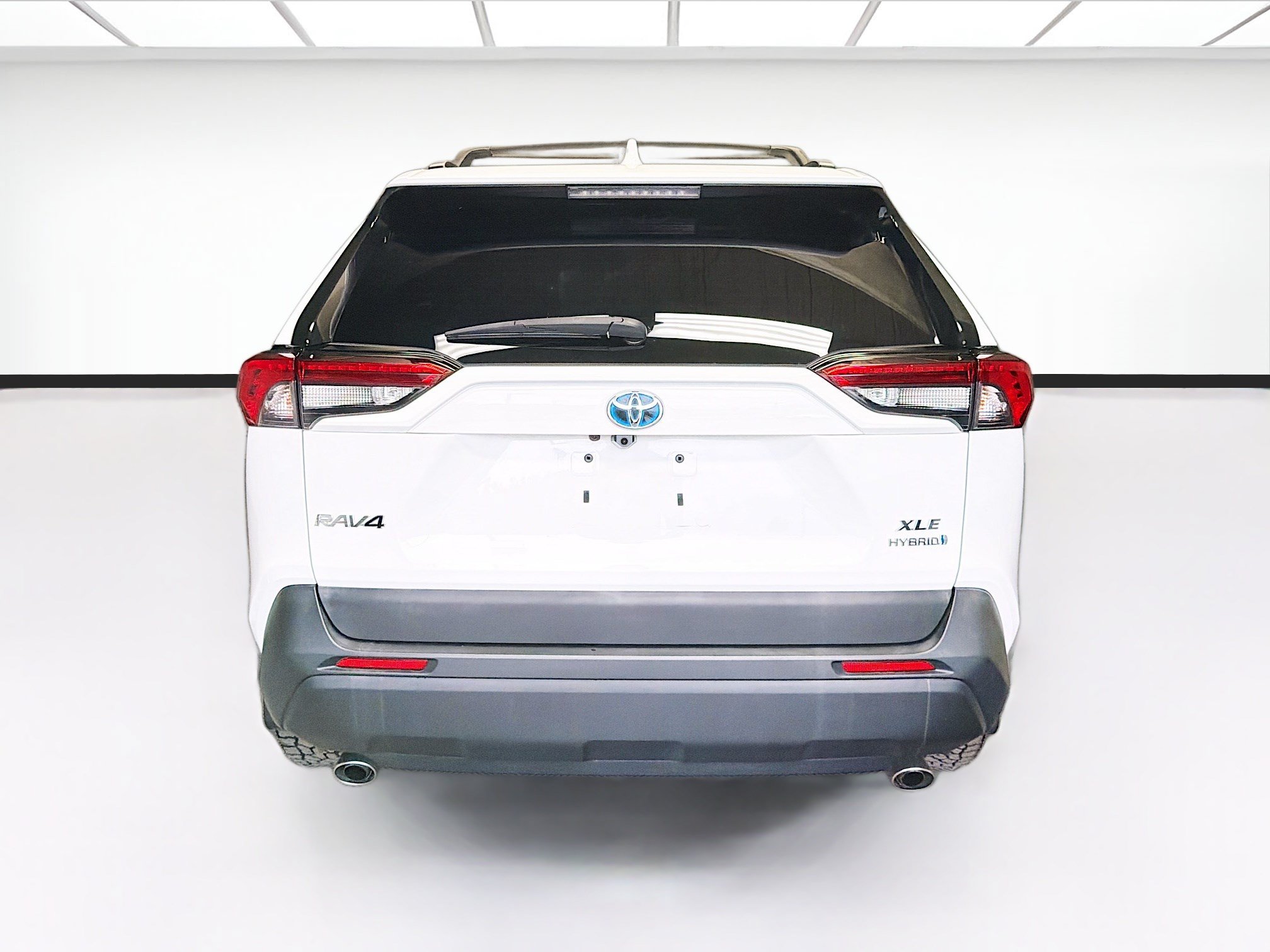 Used 2020 Toyota RAV4 XLE w/ Carpet Mat Package AWD/4WD image 5
