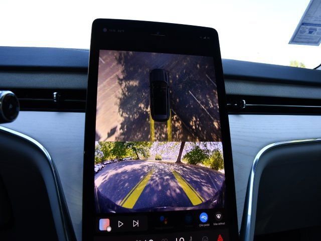 New 2025 Volvo EX90 Ultra w/ Protection Package Premier image 15