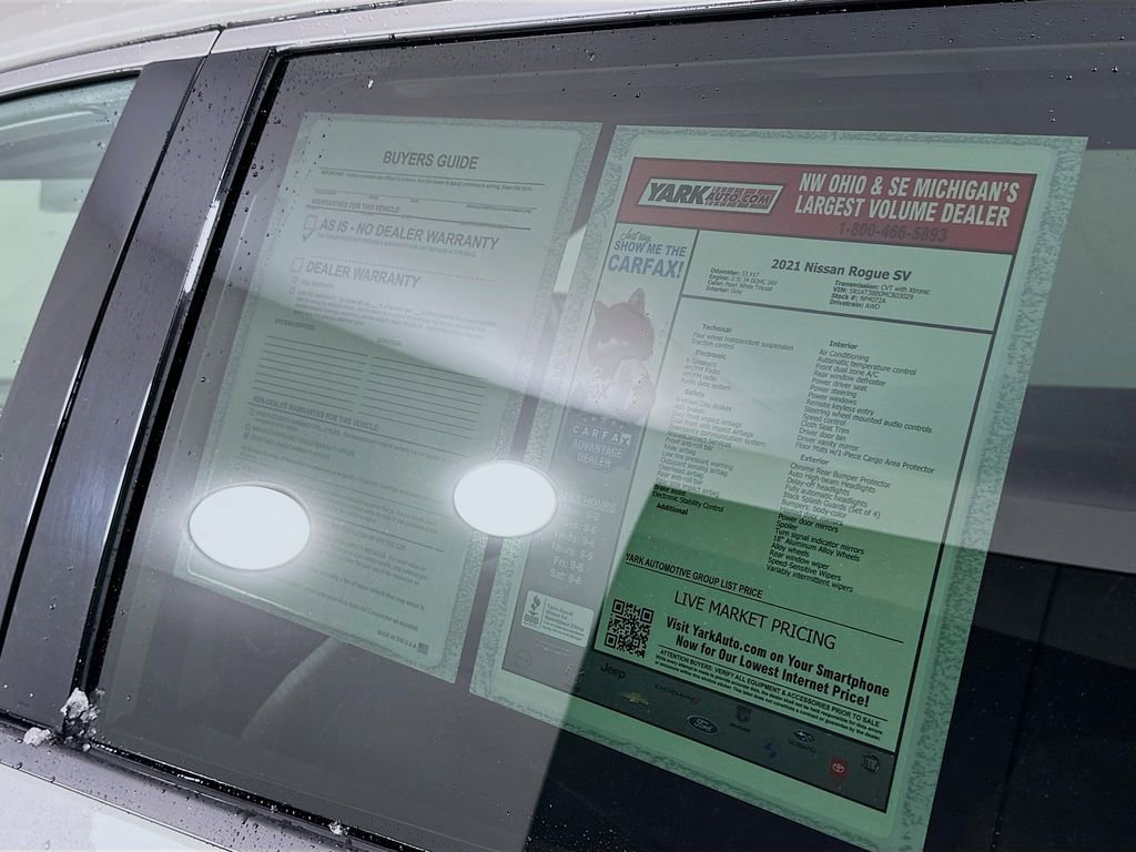 Used 2021 Nissan Rogue SV image 14