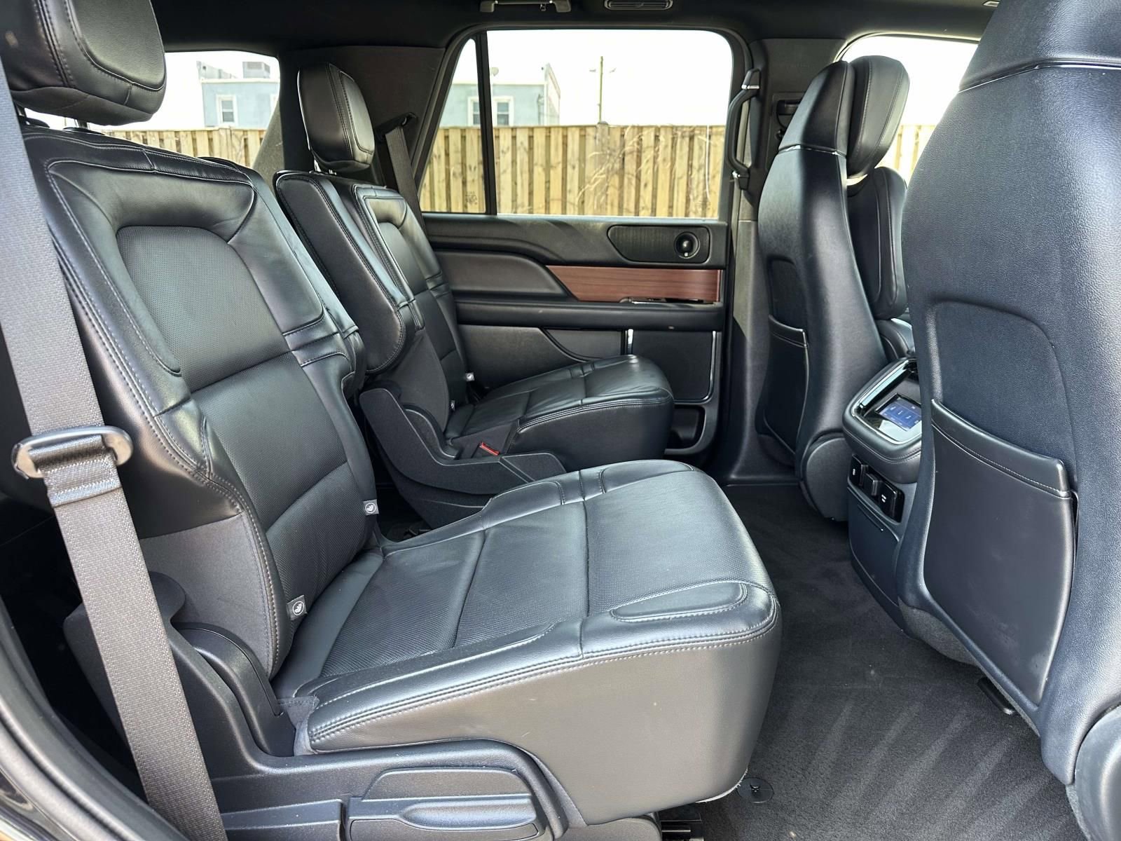 Used 2024 Lincoln Navigator Reserve AWD/4WD image 25