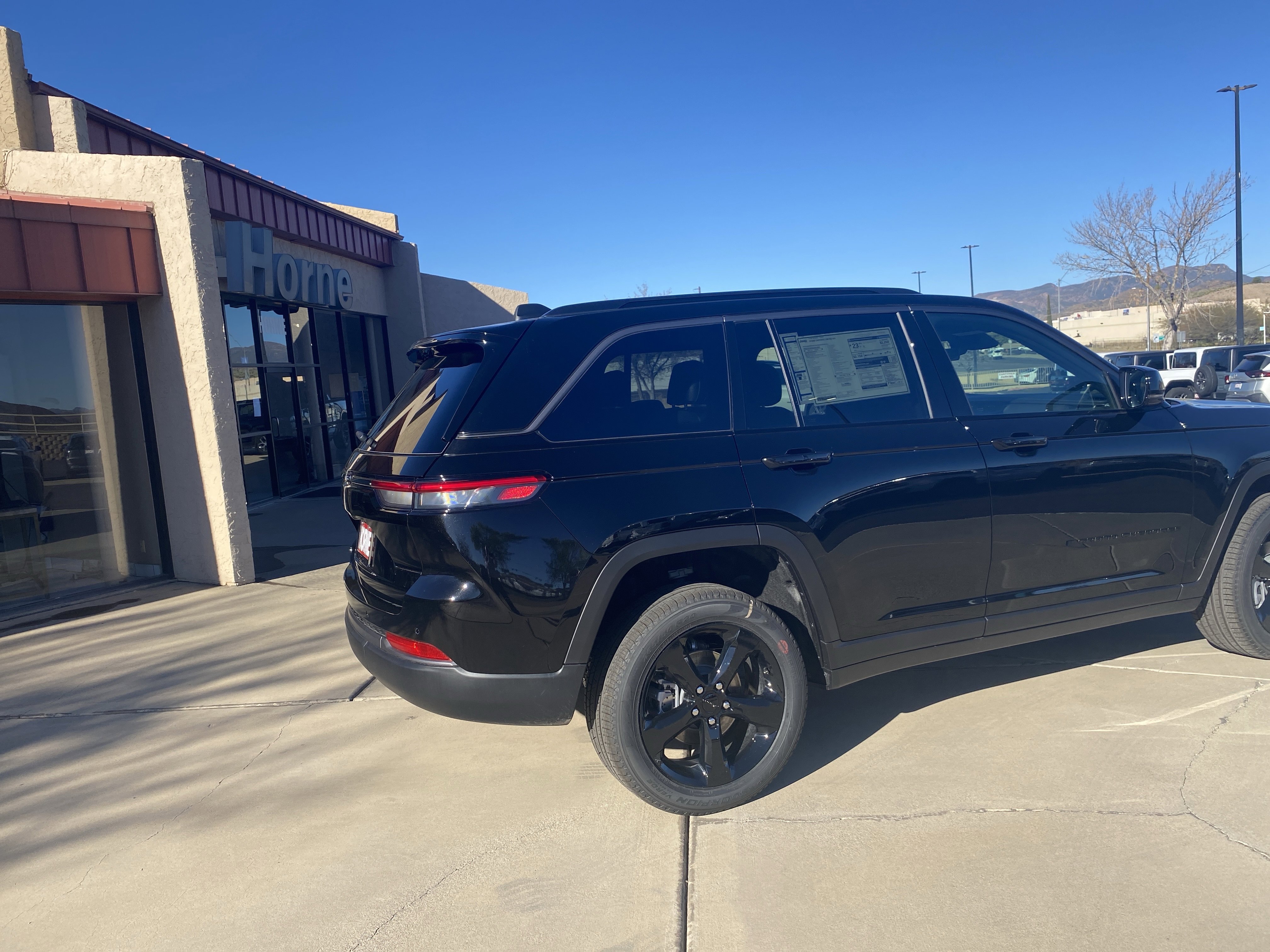 New 2026 Jeep Grand Cherokee Limited image 4