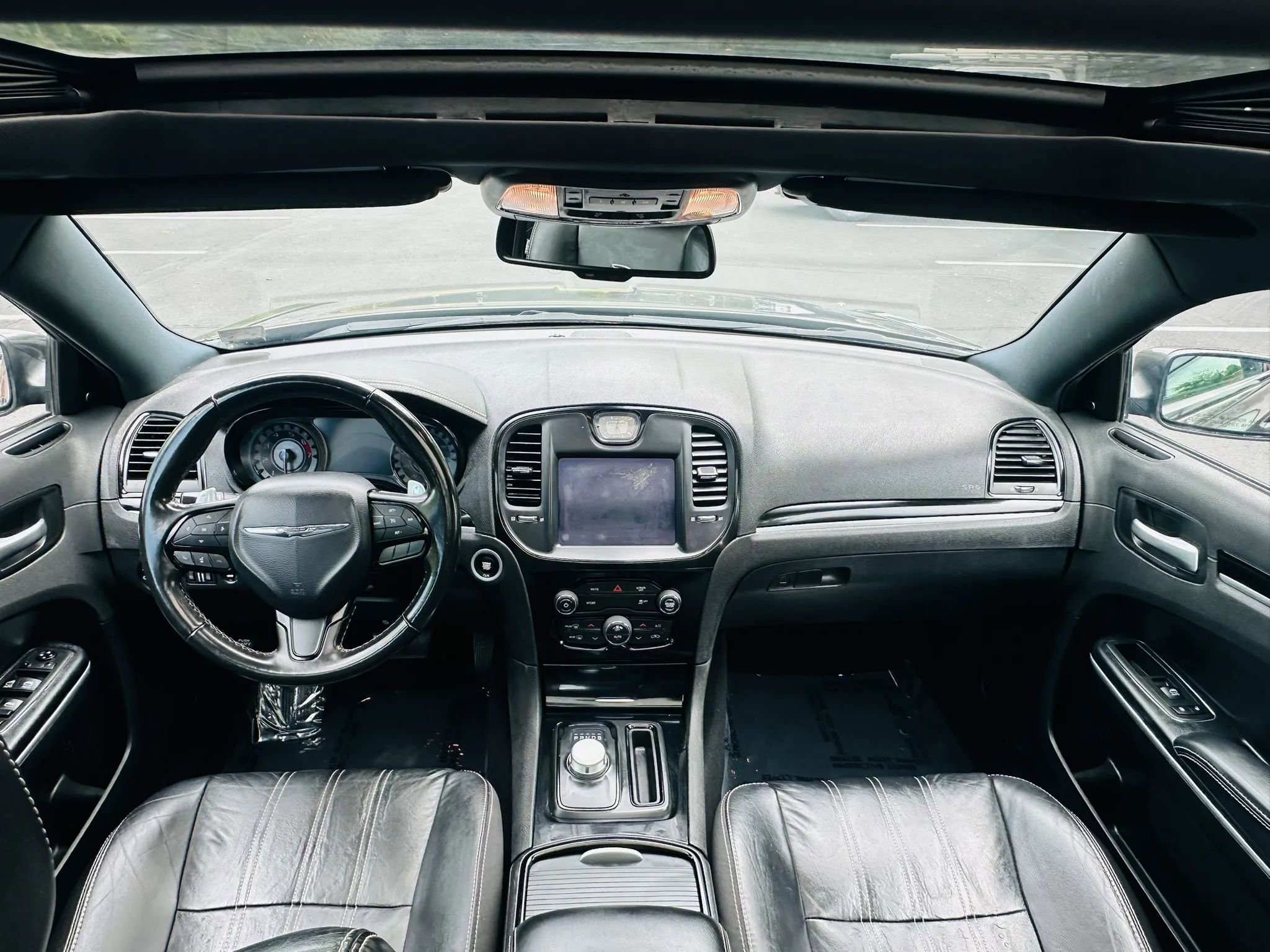 Used 2020 Chrysler 300 S RWD image 9