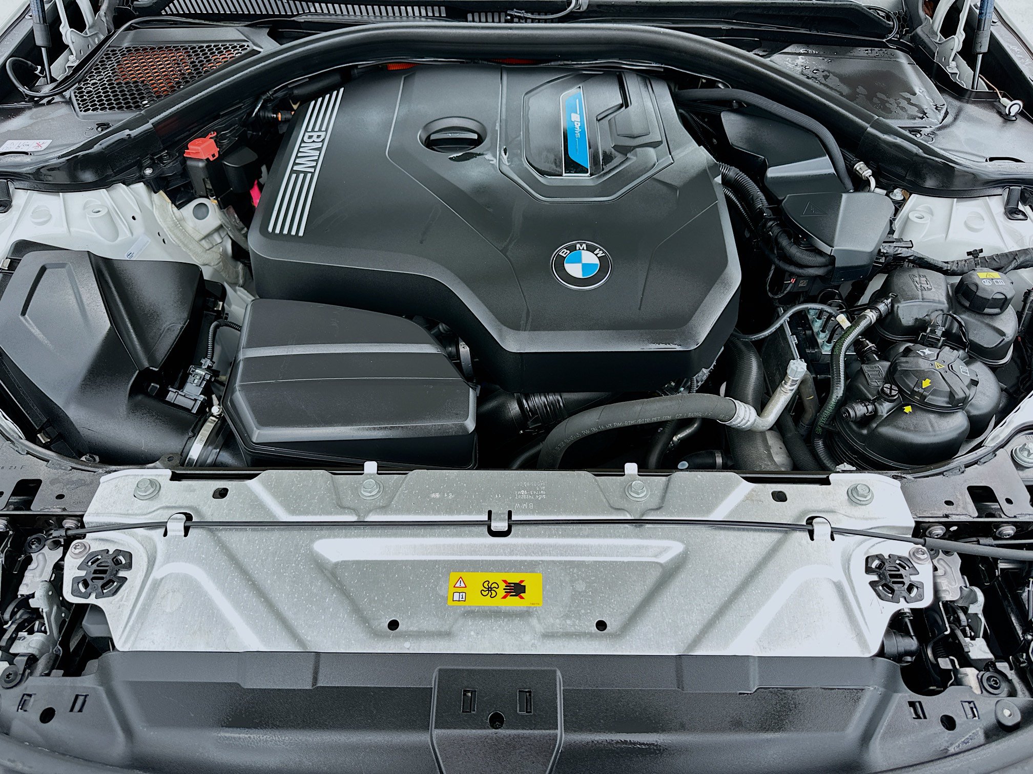 Used 2022 BMW 330e w/ Driving Assistance Package RWD image 32