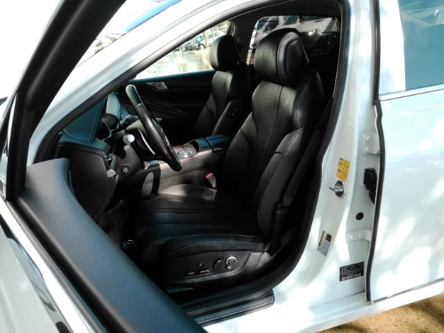 Used 2022 Genesis G80 2.5T w/ Prestige Package image 6