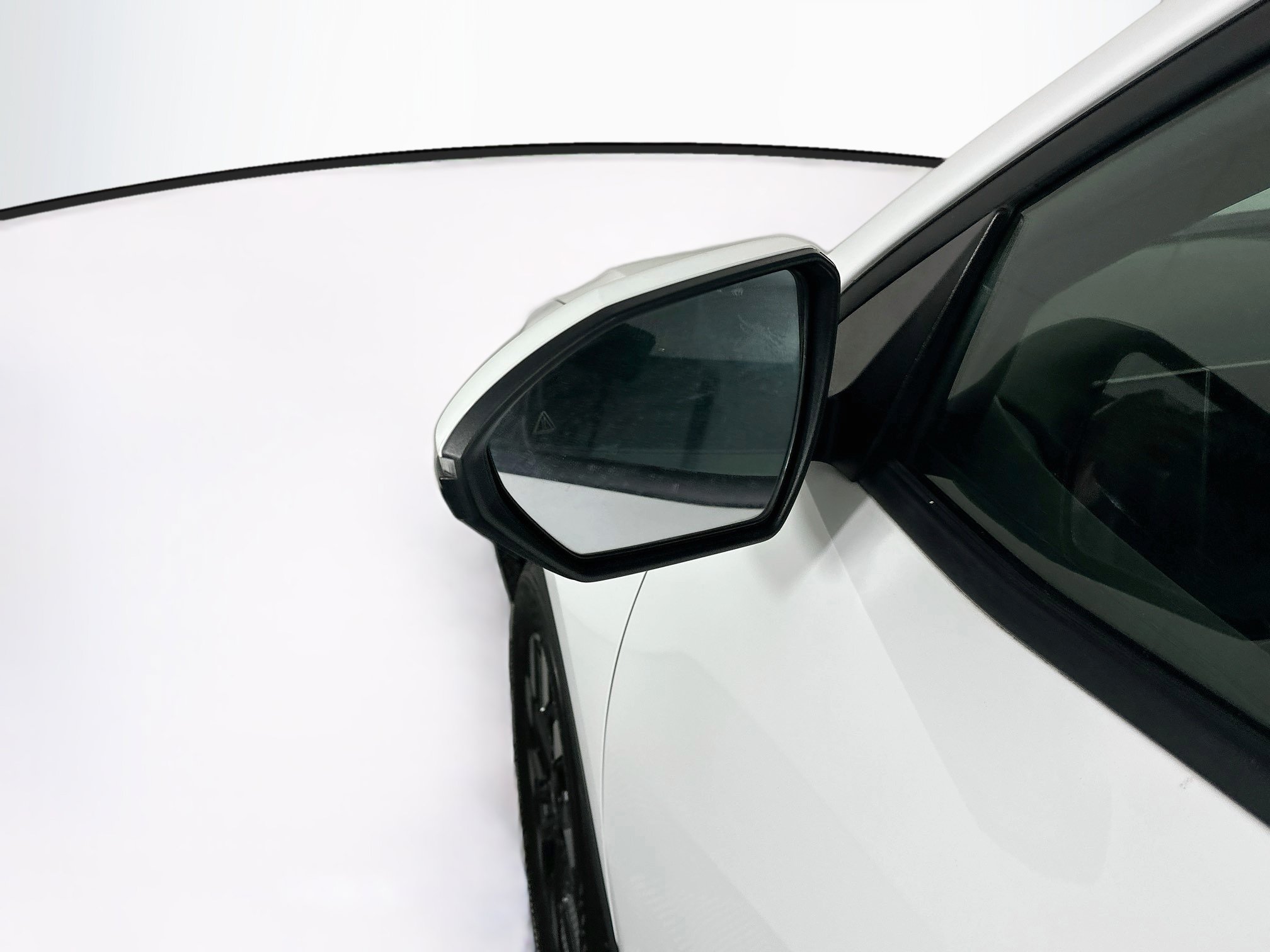 Used 2025 Hyundai Santa Cruz SEL FWD image 16