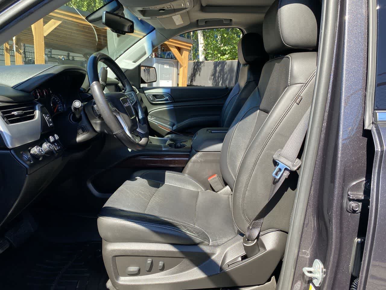 Used 2018 GMC Yukon SLT w/ Open Road Package AWD/4WD image 13
