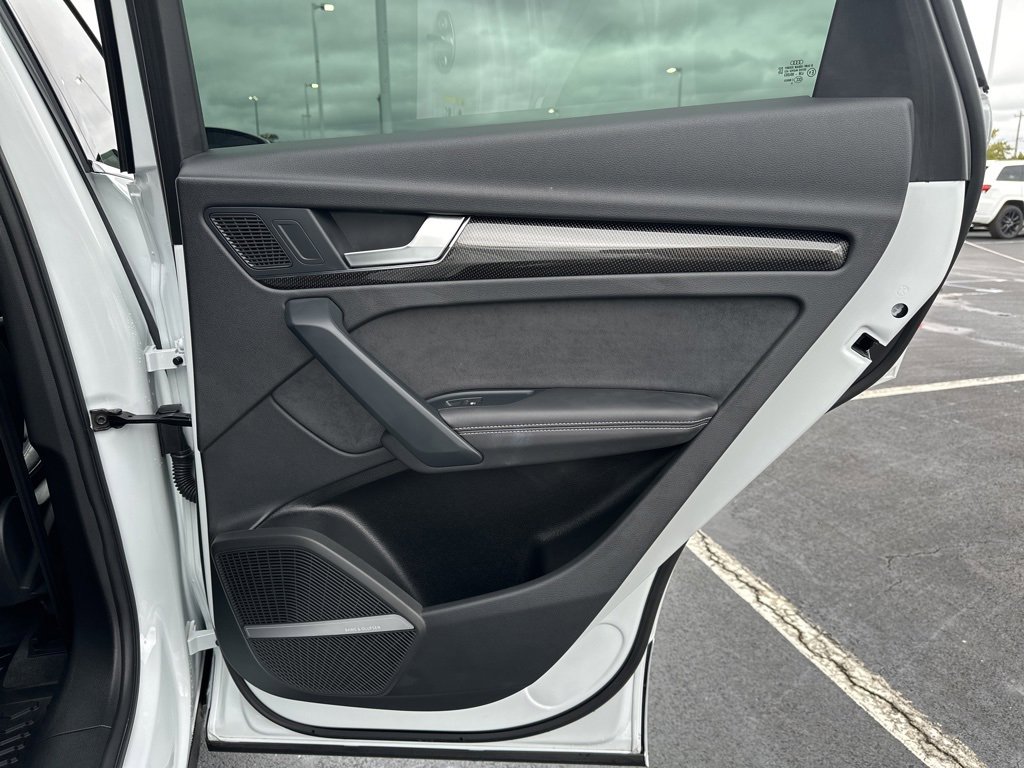 Used 2023 Audi SQ5 Prestige w/ Prestige Package image 11