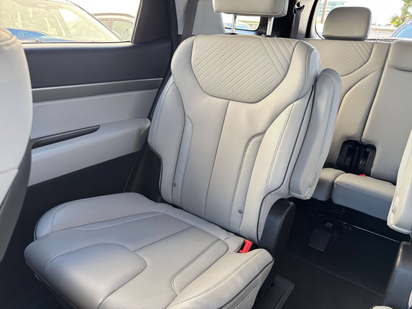 Used 2025 Hyundai Palisade SEL FWD image 42