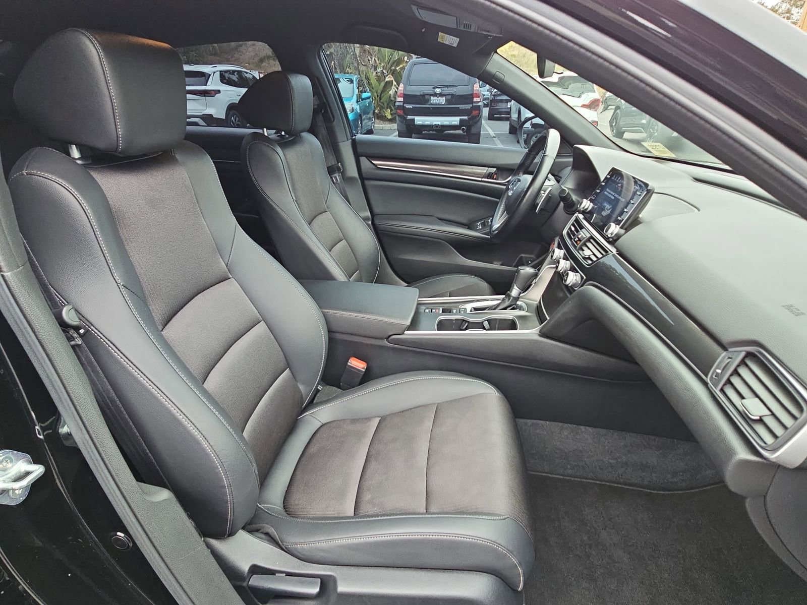 Used 2022 Honda Accord Sport image 10