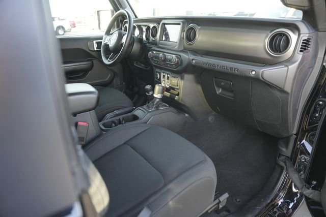 Used 2019 Jeep Wrangler Sport S image 13