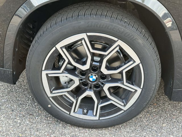 New 2027 BMW X1 xDrive28i w/ Convenience Package AWD/4WD image 7