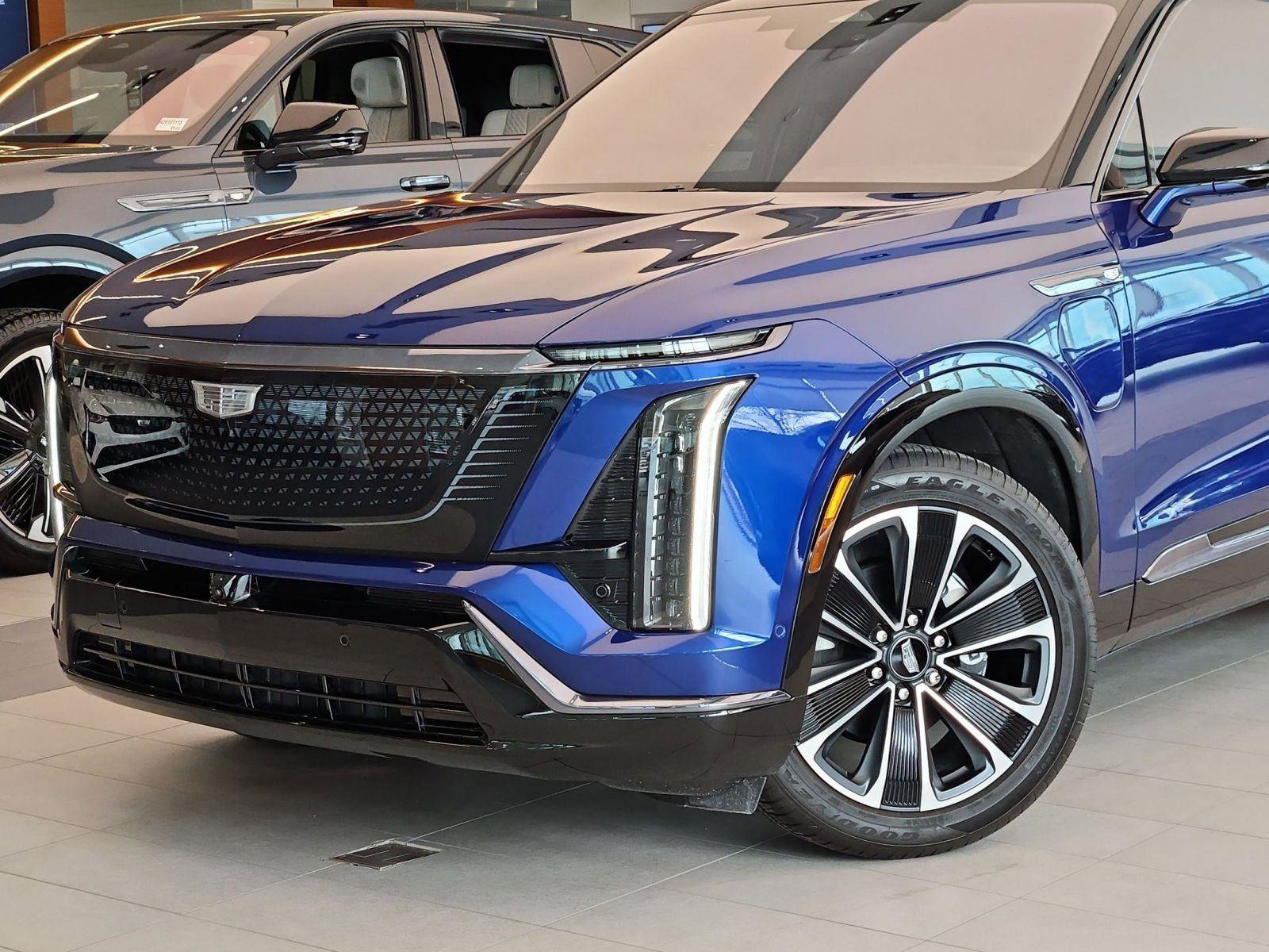 New 2026 Cadillac Vistiq Sport w/ LPO, Floor Liner Package AWD/4WD image 6