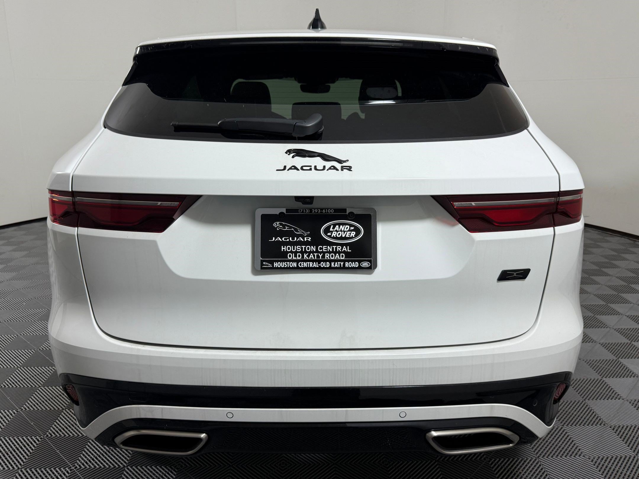 New 2026 Jaguar F-PACE R-Dynamic S AWD/4WD image 9