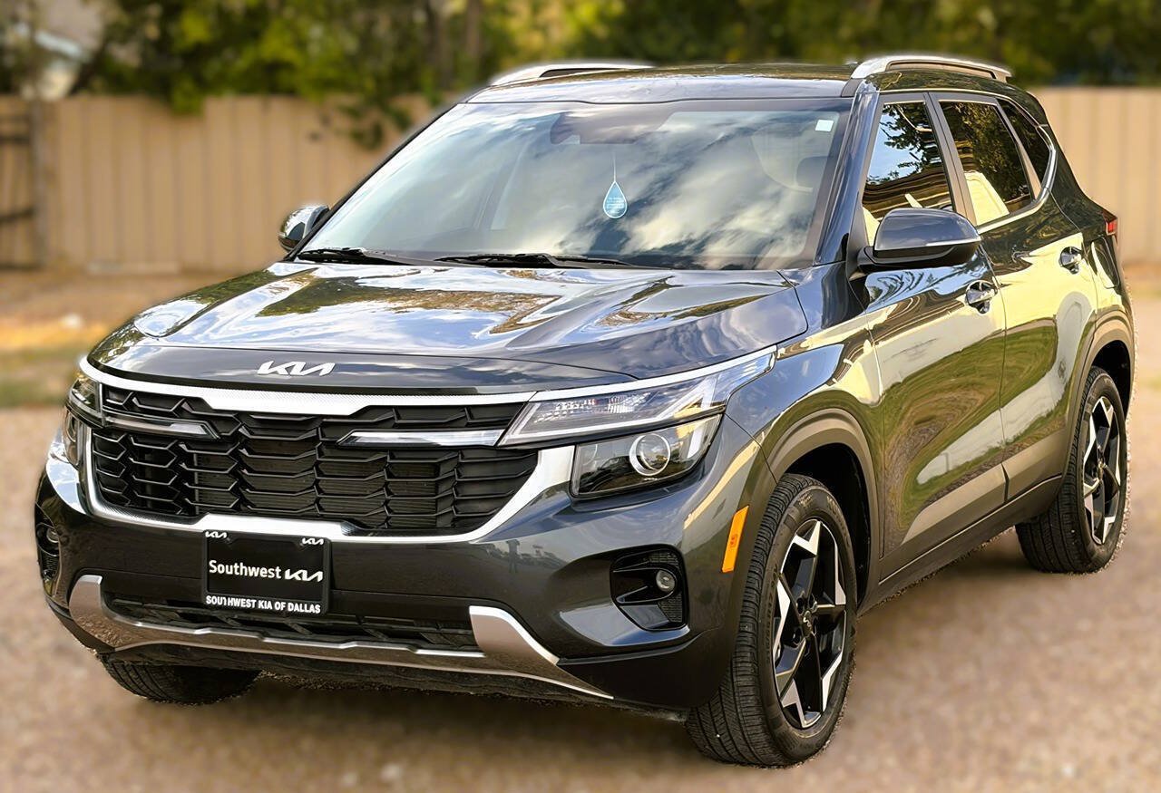 Used 2025 Kia Seltos EX FWD image 5