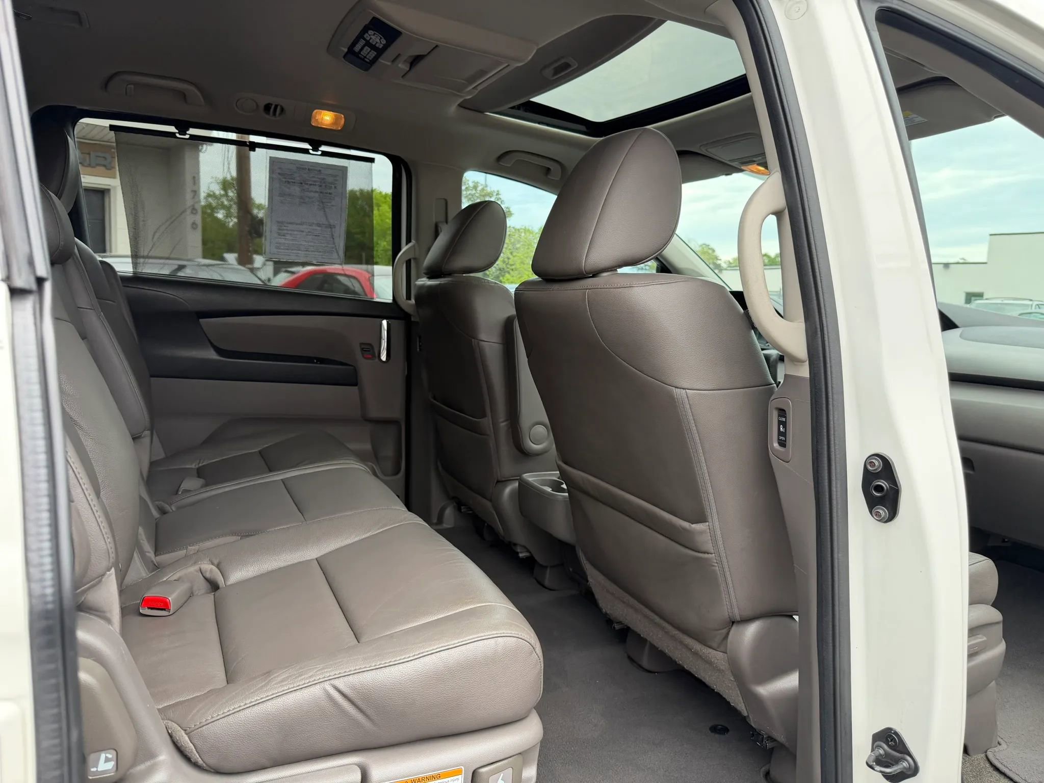 Used 2016 Honda Odyssey Touring image 20