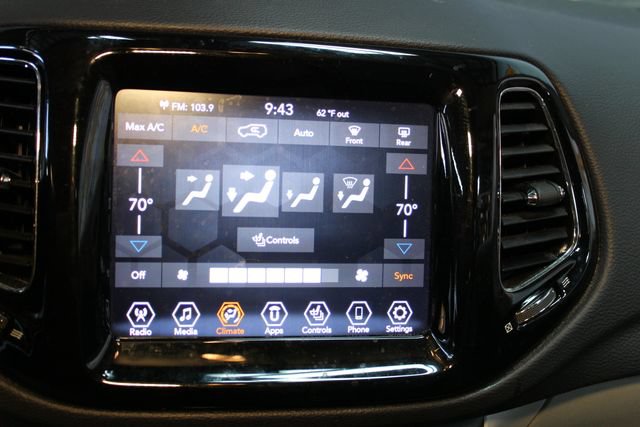 Used 2021 Jeep Compass Limited AWD/4WD image 24