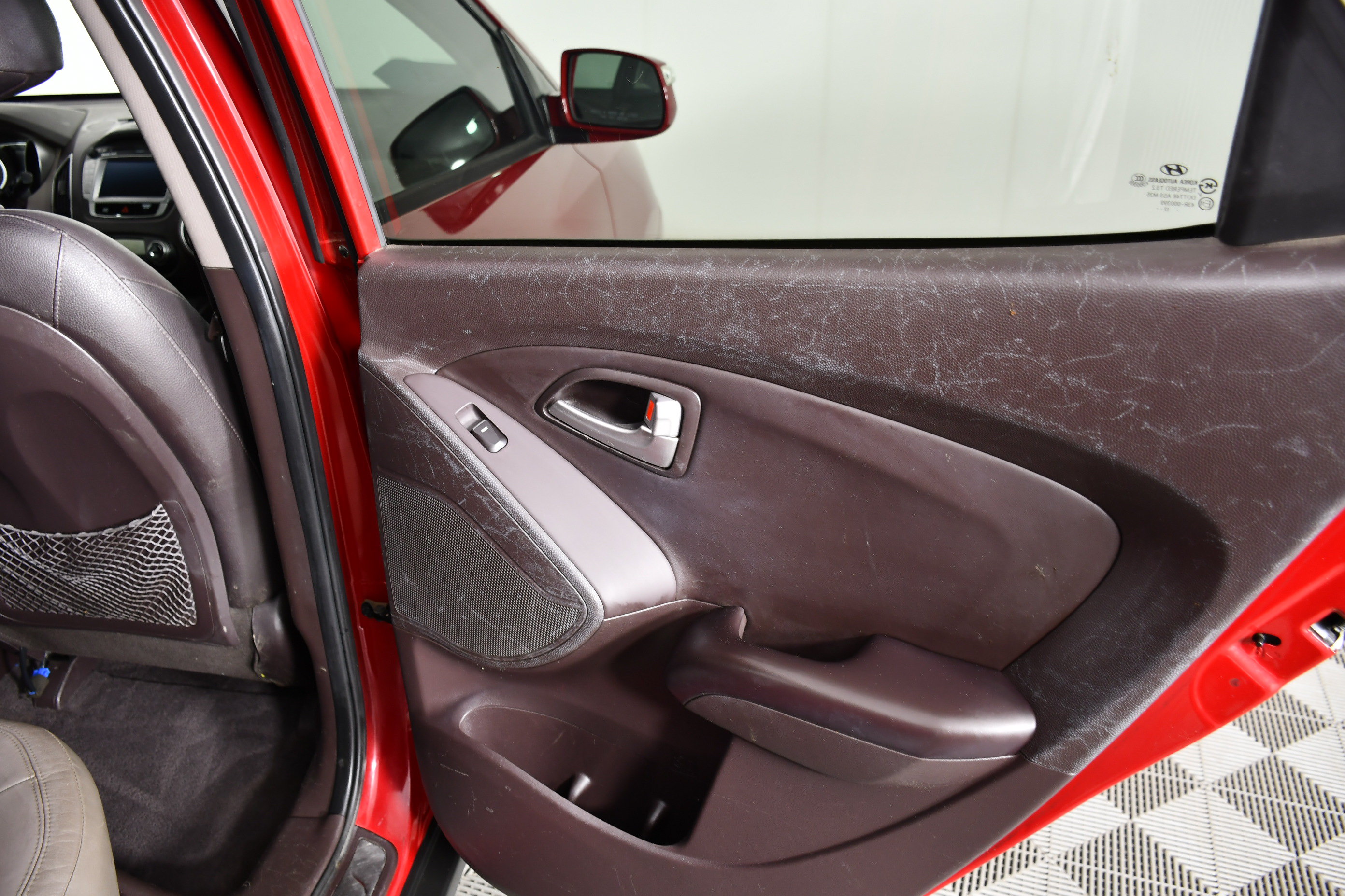 Used 2013 Hyundai Tucson Limited w/ Premium Pkg AWD/4WD image 42