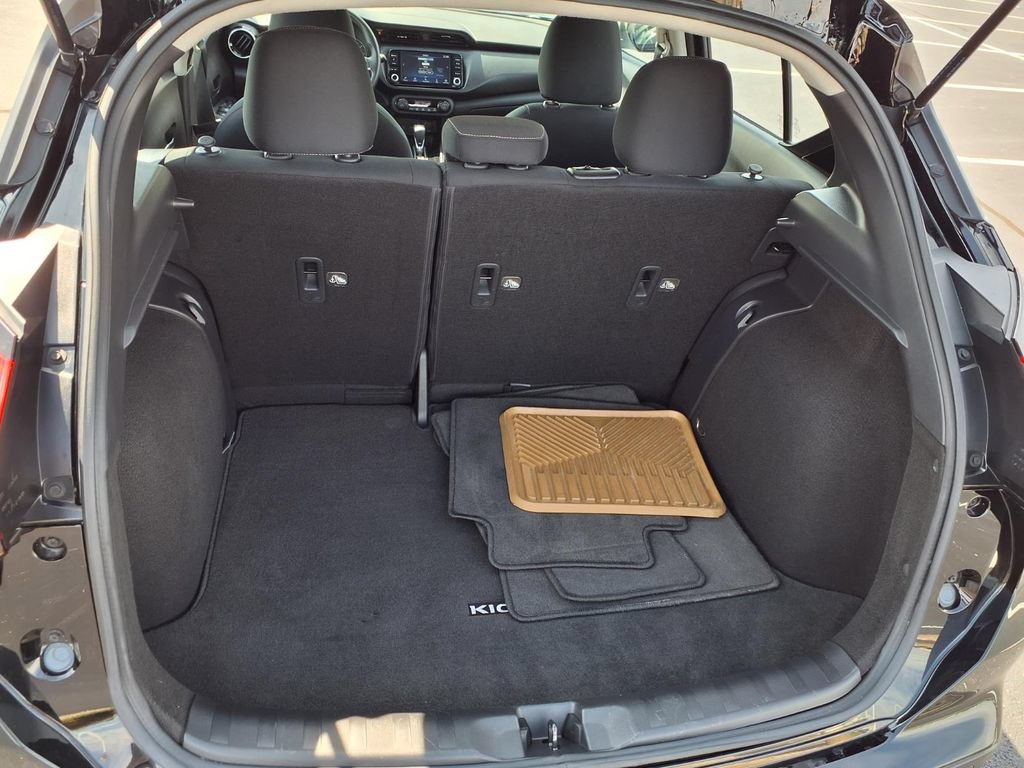 Used 2022 Nissan Kicks SV FWD image 23