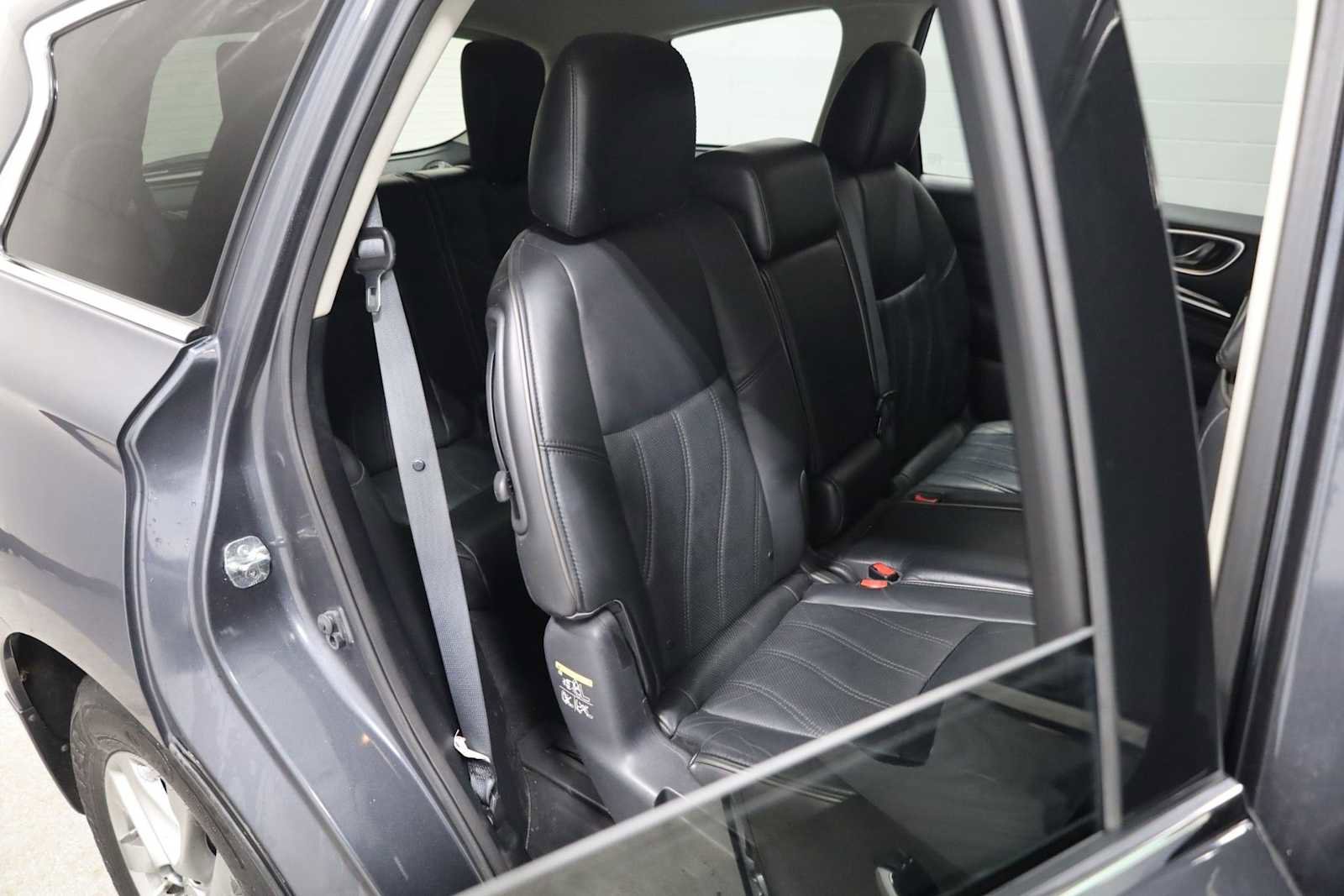 Used 2013 INFINITI JX35 AWD w/ Premium Pkg image 33