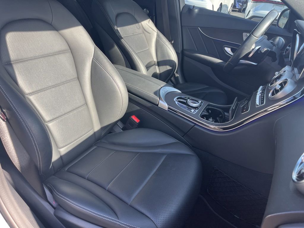 Used 2020 Mercedes-Benz C 300 Sedan image 10