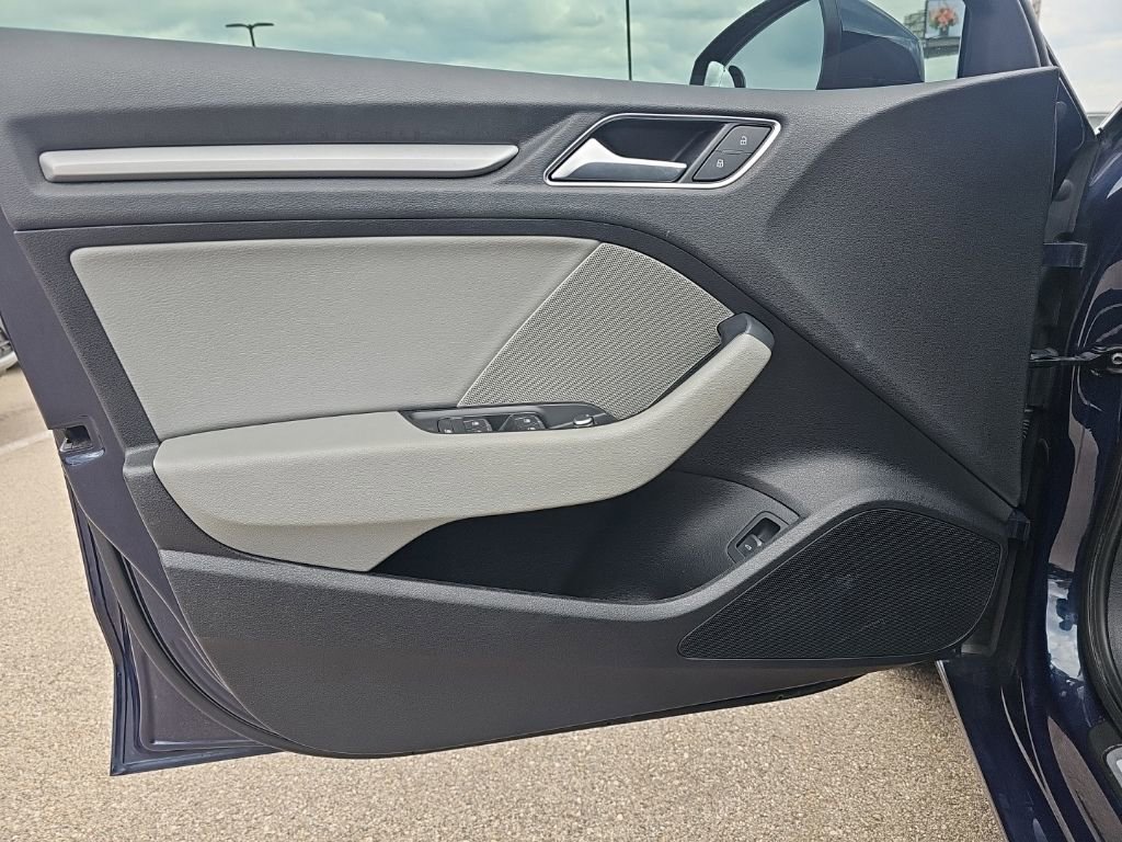 Used 2019 Audi A3 2.0T Premium FWD image 10