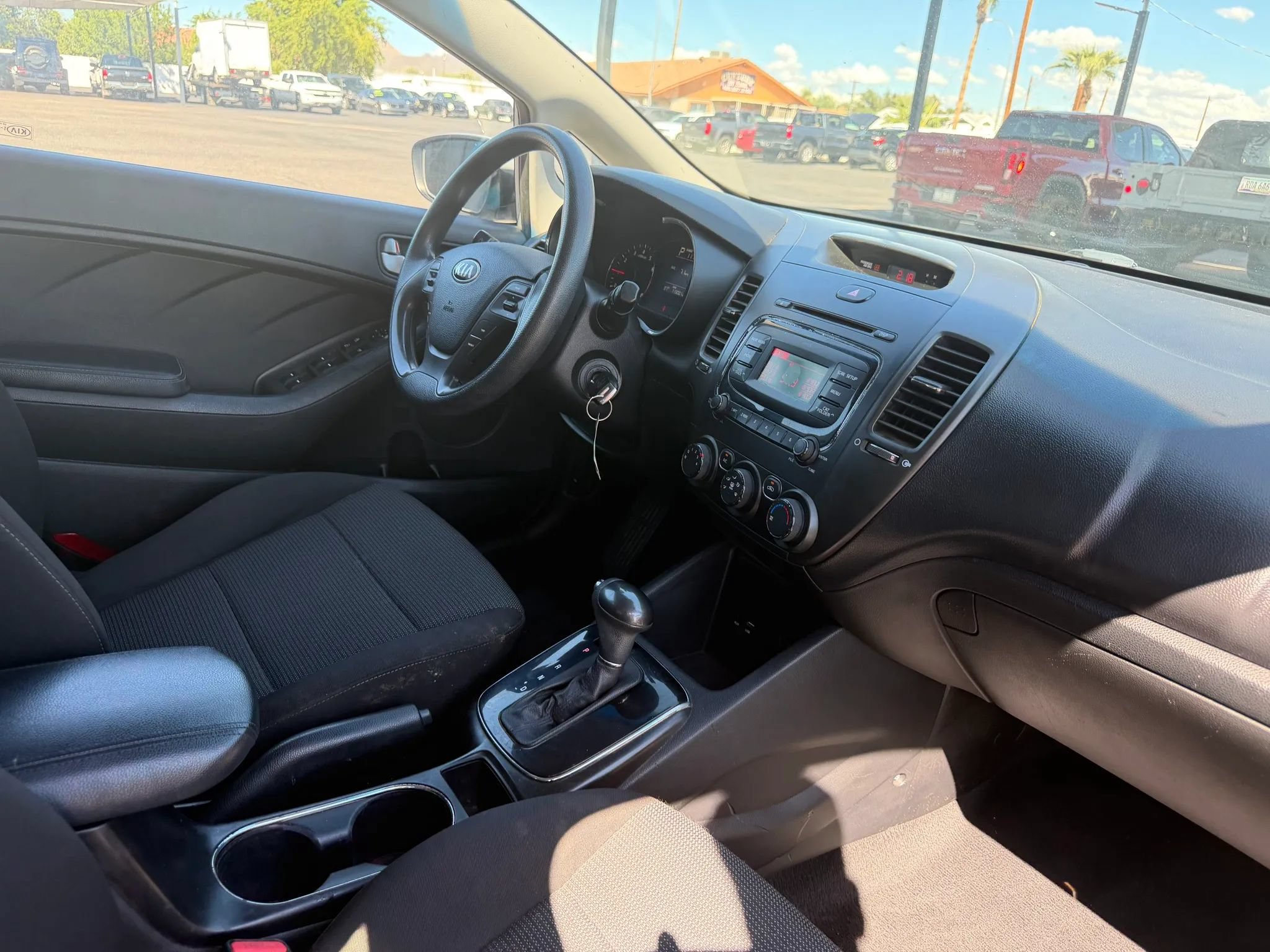 Used 2017 Kia Forte LX FWD image 25