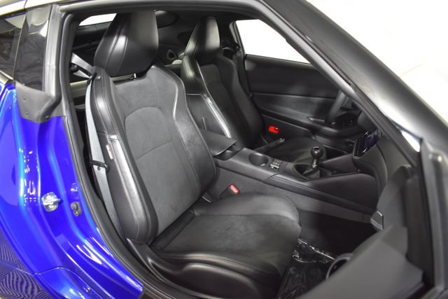 Certified 2024 Nissan Z Performance w/ Floor Mat Package RWD image 34
