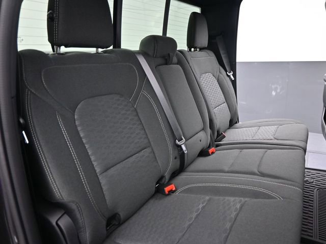 New 2026 RAM 1500 4x4 Crew Cab image 19