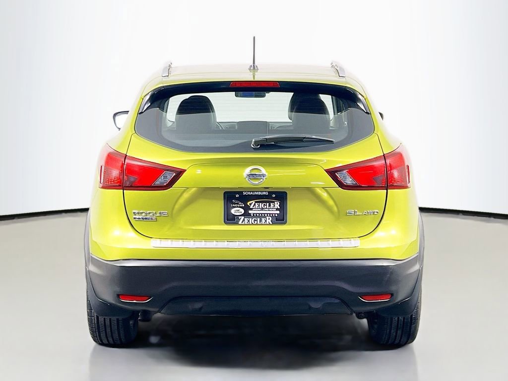 Used 2017 Nissan Rogue Sport SL w/ SL Premium Package image 6