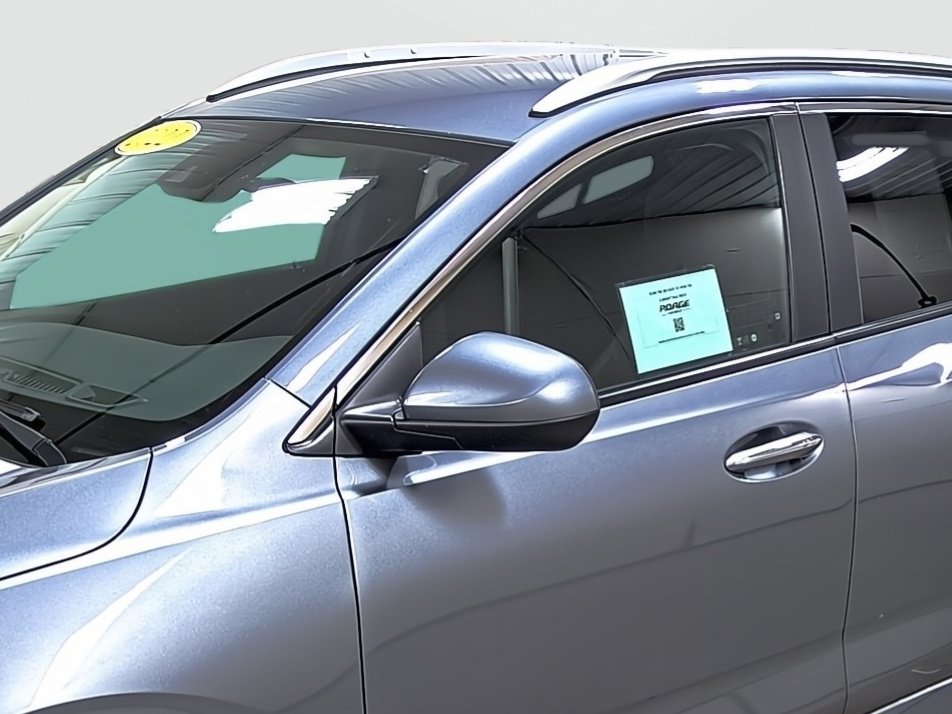 Used 2022 Buick Encore GX Select w/ Sport Touring Package image 8