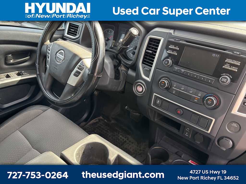 Used 2018 Nissan Titan S w/ S Utility Package image 7