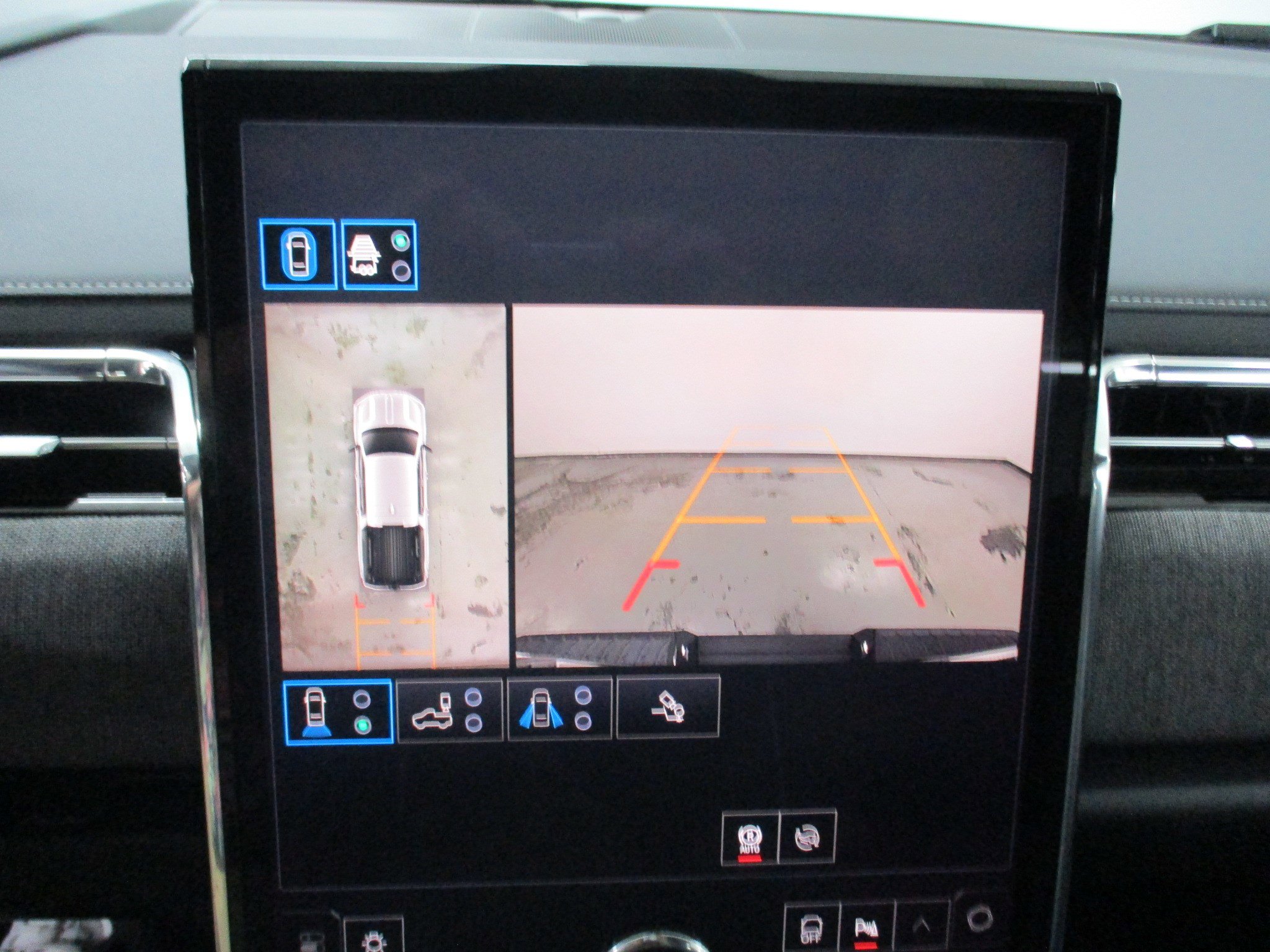 New 2026 GMC Sierra EV Elevation image 27