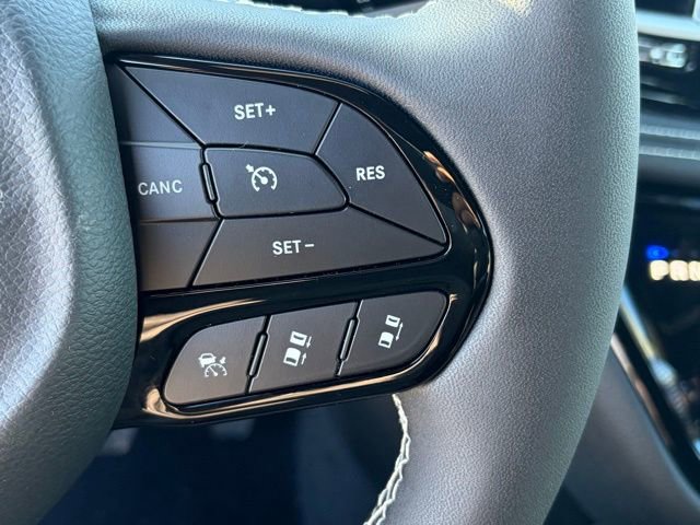 New 2026 Chrysler Pacifica Select w/ S Appearance Package FWD image 18