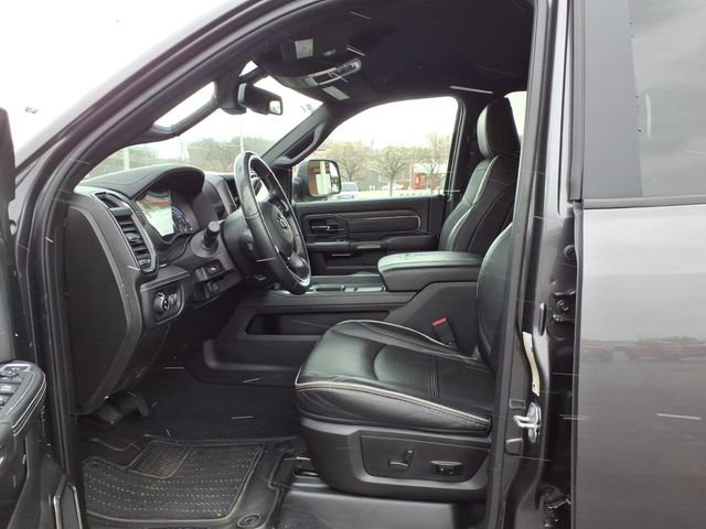Used 2022 RAM 2500 Limited w/ Night Edition image 11