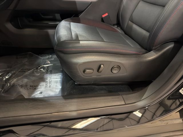 Used 2024 Chevrolet Equinox EV RS FWD image 10