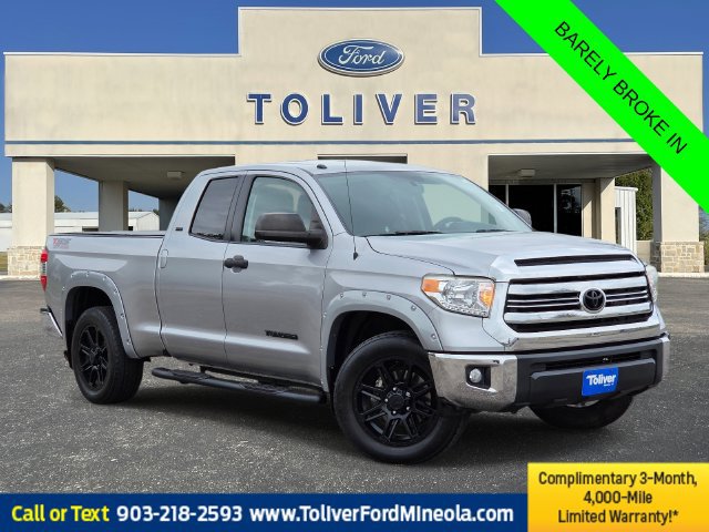 Used 2017 Toyota Tundra SR5 w/ SR5 Upgrade Package