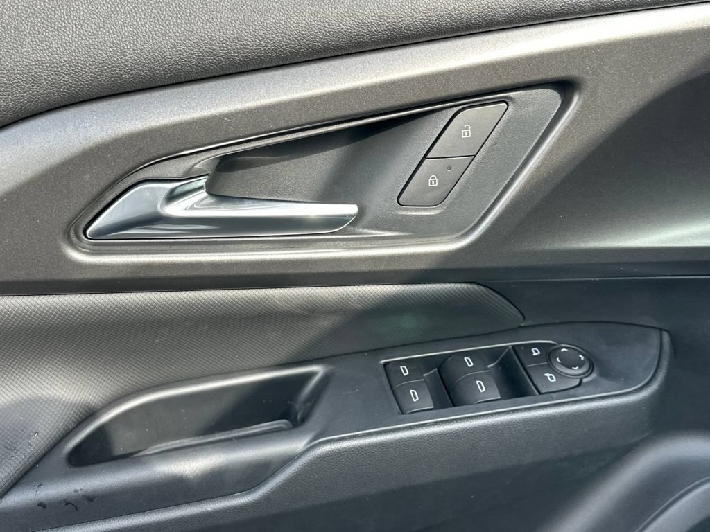 New 2026 Chevrolet Equinox EV LT w/ Comfort Package FWD image 14