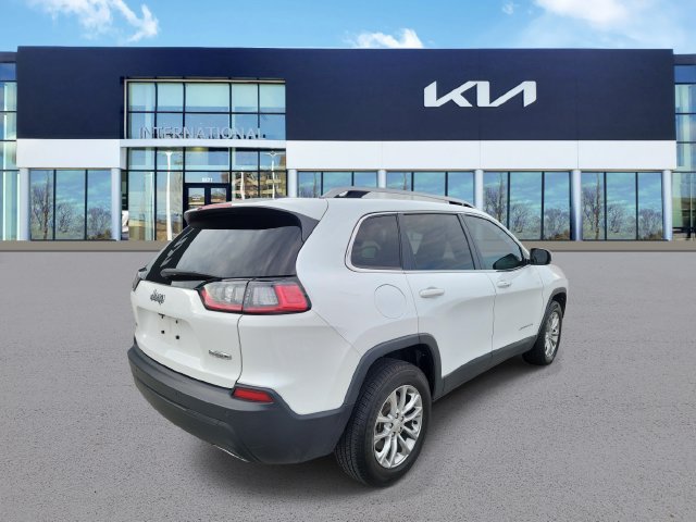 Used 2021 Jeep Cherokee Latitude Lux AWD/4WD image 4