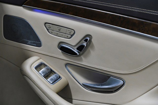 Used 2017 Mercedes-Benz S 550 4MATIC Sedan image 44