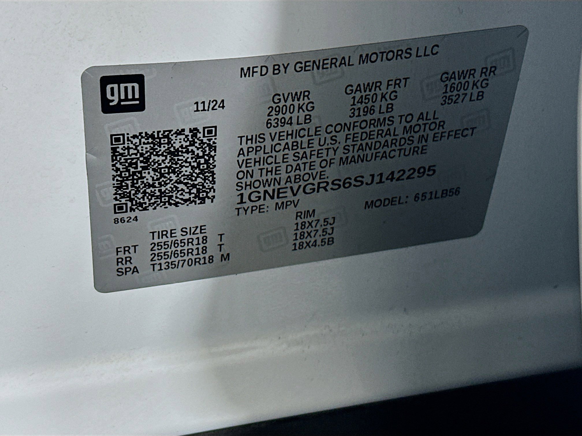 Used 2025 Chevrolet Traverse LT image 12