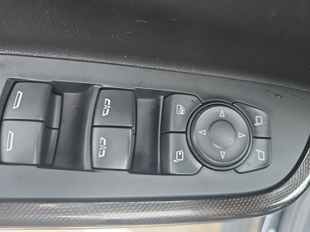 Used 2022 GMC Acadia AT4 w/ Technology Package image 26