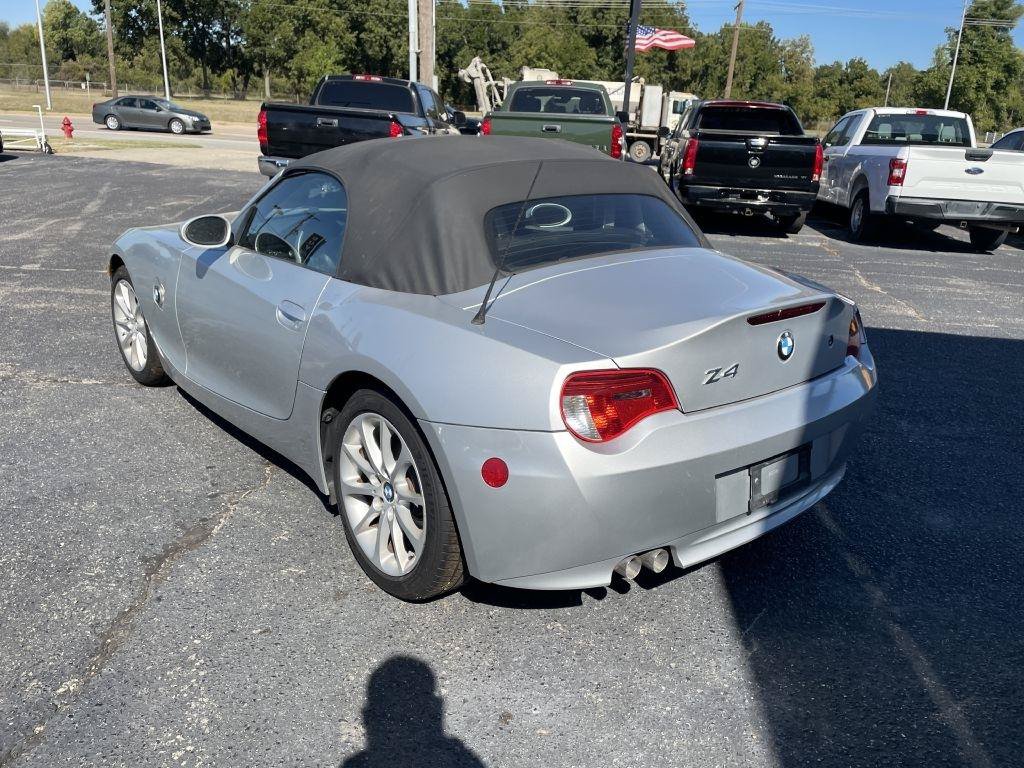 Used 2007 BMW Z4 3.0i RWD image 2