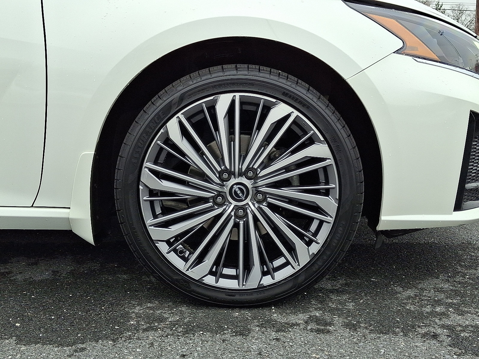 Certified 2023 Nissan Altima 2.5 SL AWD/4WD image 9