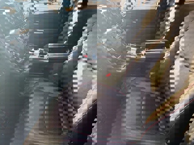 Used 2025 Toyota Sienna XSE image 6