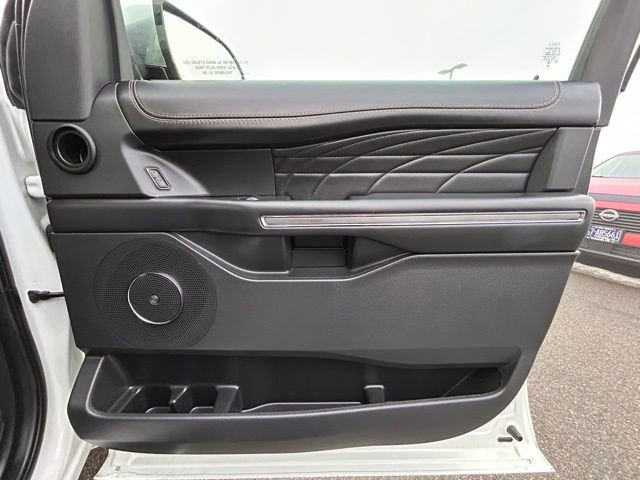 Used 2024 Ford Expedition Max Platinum AWD/4WD image 43