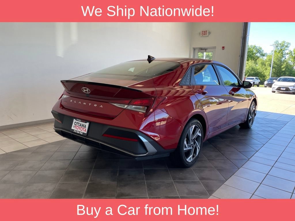 Used 2025 Hyundai Elantra Sport FWD image 5