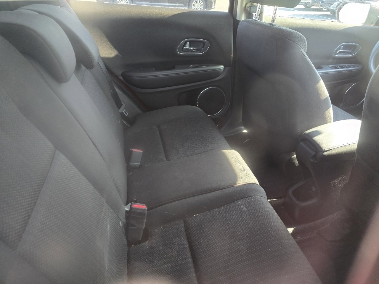 Used 2016 Honda HR-V EX image 11